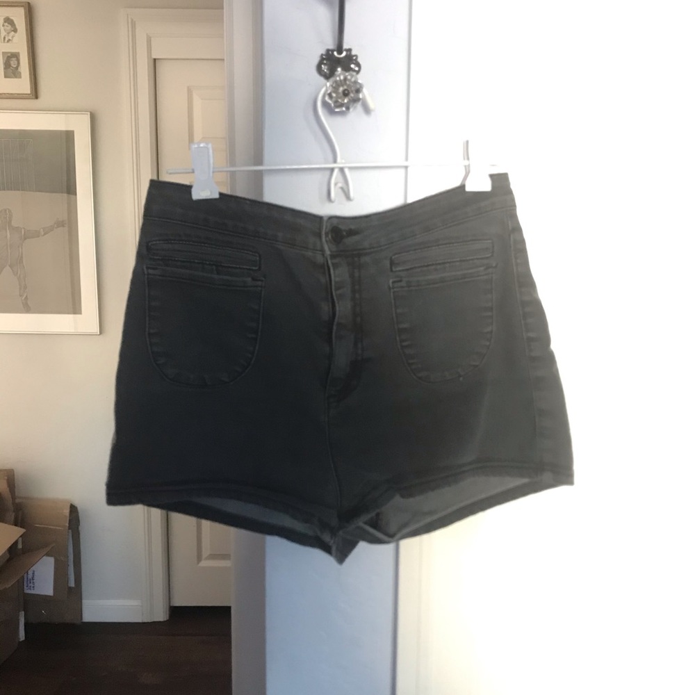 BDG retro pocket high rise short